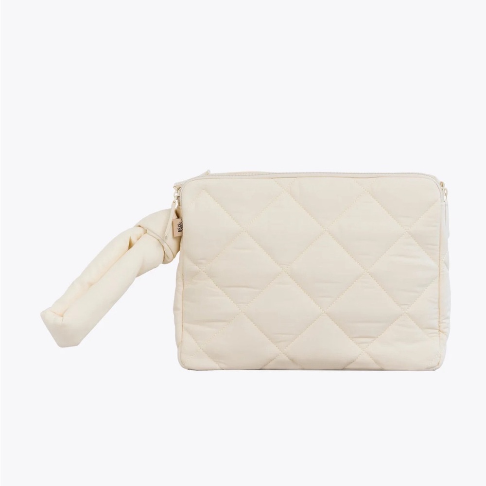 NWT BEIS x Elsa Hosk The Clutch in Garden Party (Limited Edition)